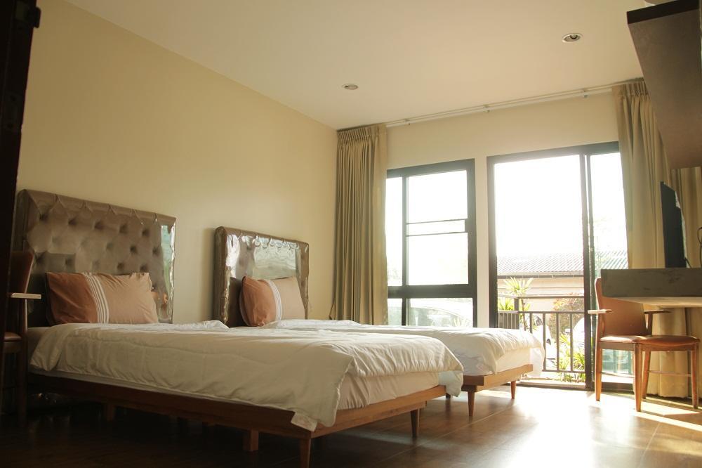 The Residence Thepkanjana Ban Khlong Krathum Baen Exterior foto