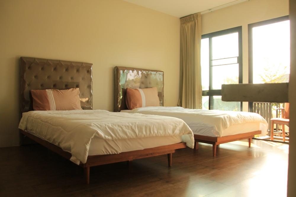 The Residence Thepkanjana Ban Khlong Krathum Baen Exterior foto
