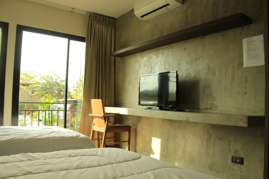 The Residence Thepkanjana Ban Khlong Krathum Baen Exterior foto