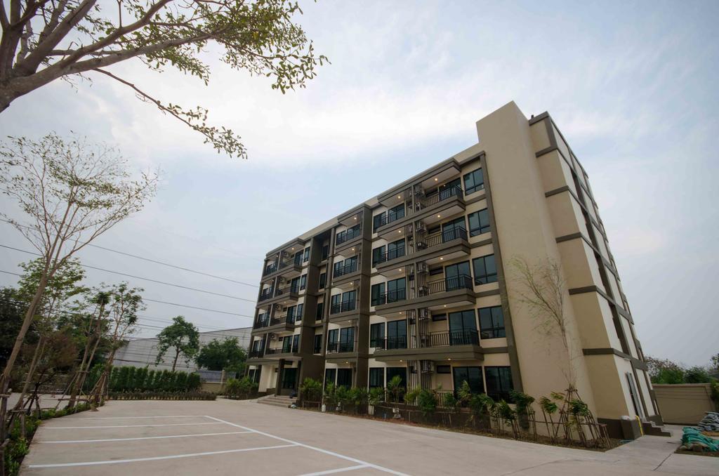The Residence Thepkanjana Ban Khlong Krathum Baen Exterior foto