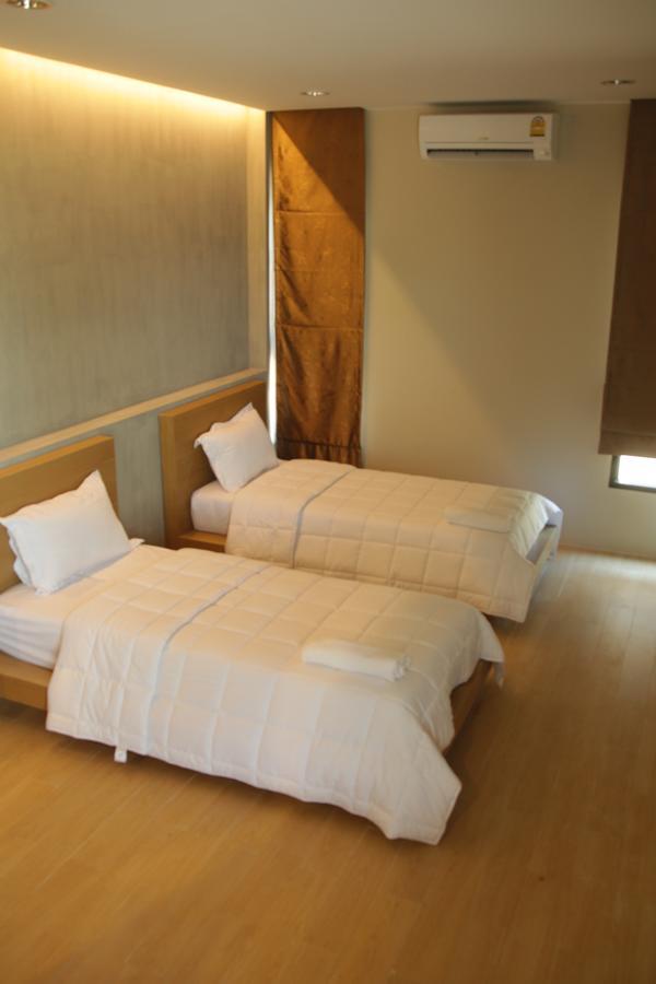 The Residence Thepkanjana Ban Khlong Krathum Baen Exterior foto