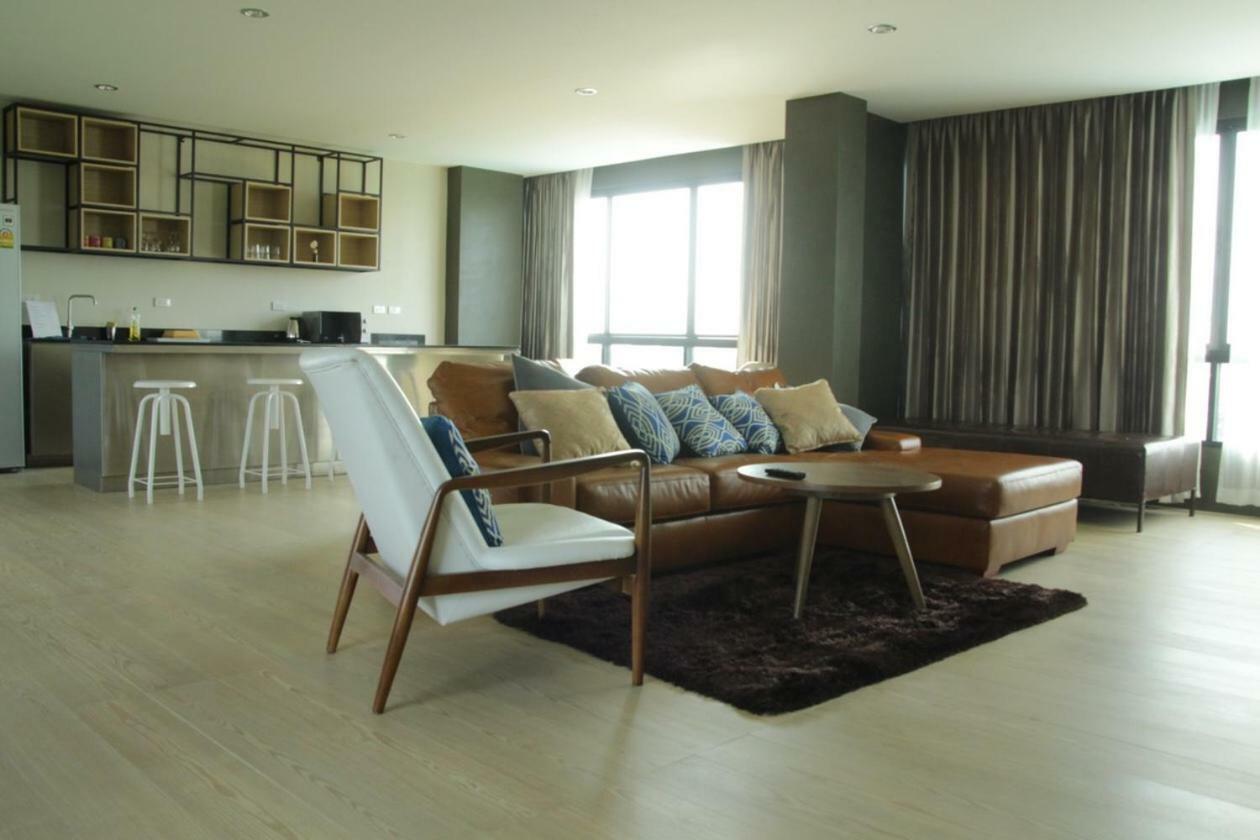 The Residence Thepkanjana Ban Khlong Krathum Baen Exterior foto